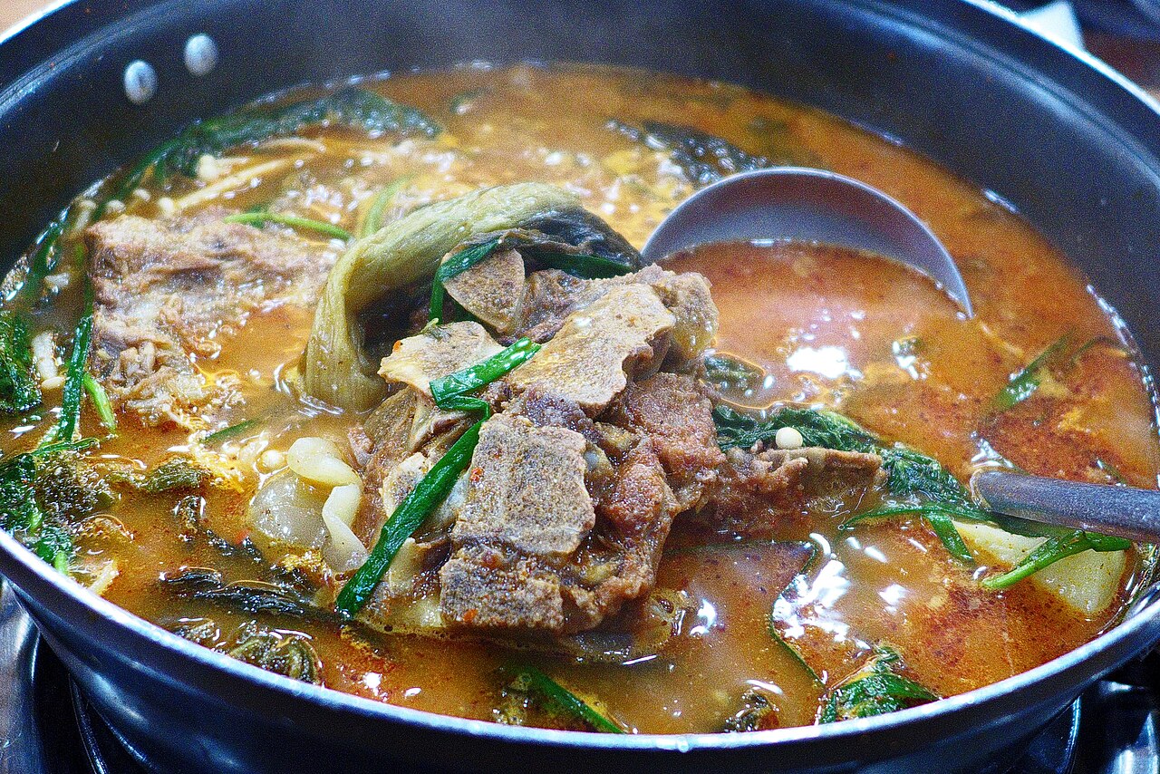 Gamjatang (감자탕): Potato Soup?! NOPE! What’s REALLY in This Pot?